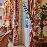 Le Relais Montmartre