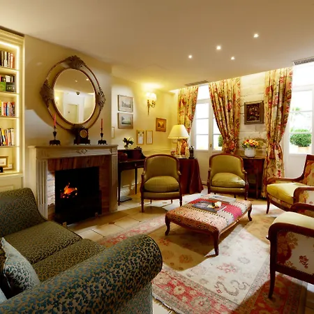 Le Relais Montmartre 4* Parigi