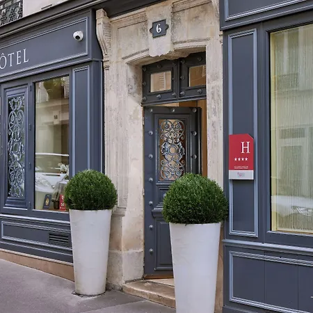 Le Relais Montmartre 4*