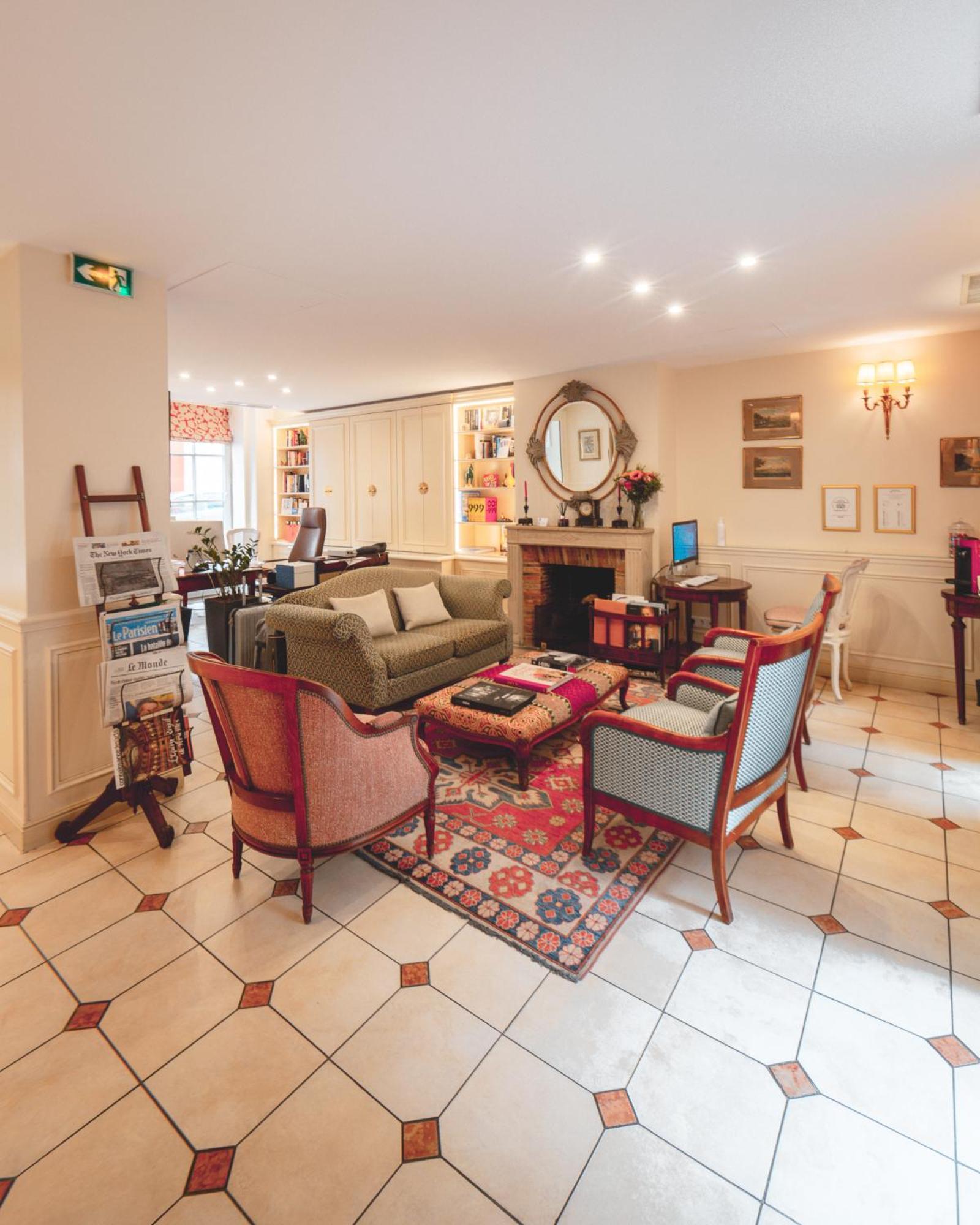 Le Relais Montmartre Hotel Parigi