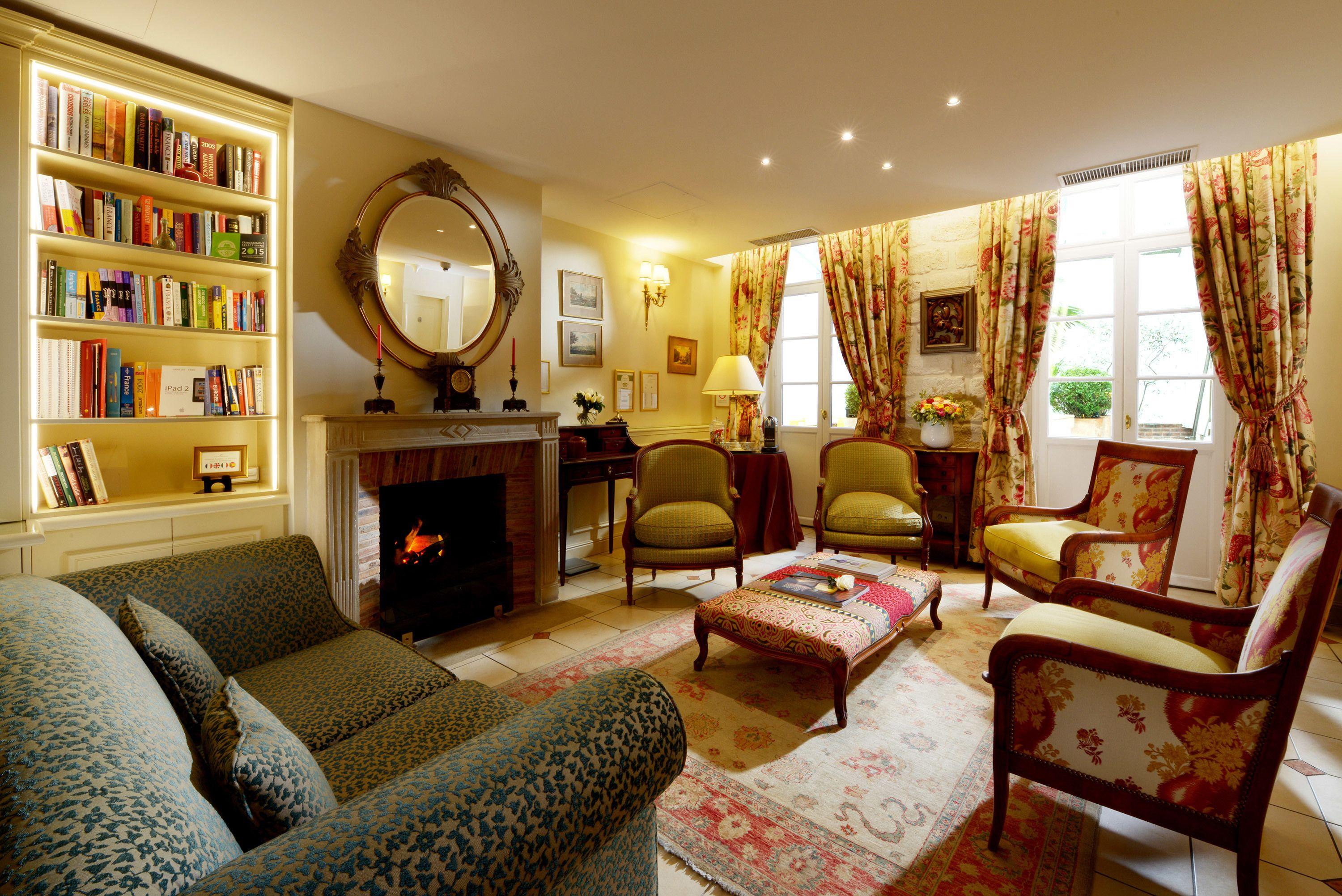Le Relais Montmartre 4* Parigi