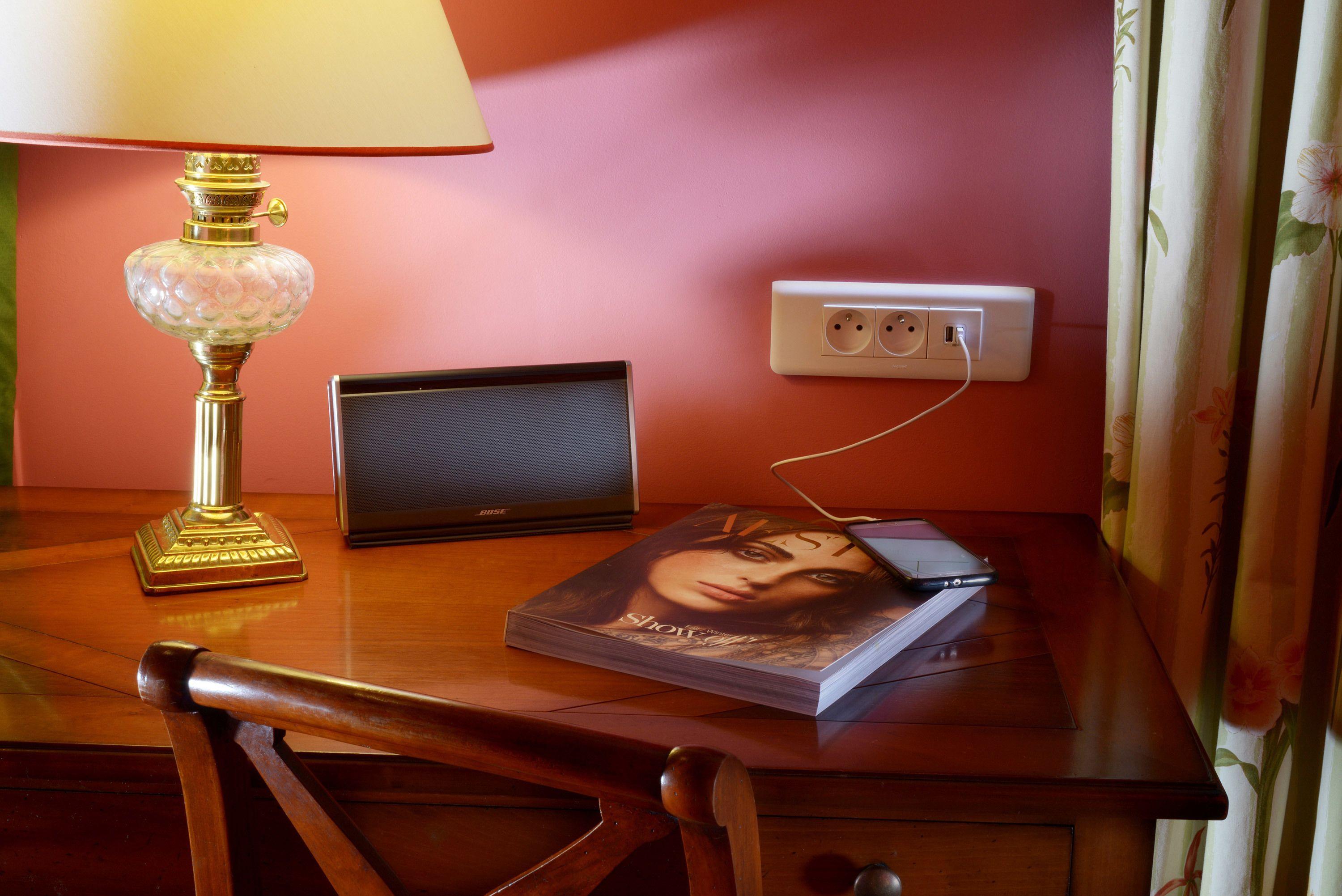 Le Relais Montmartre Hotel 4*