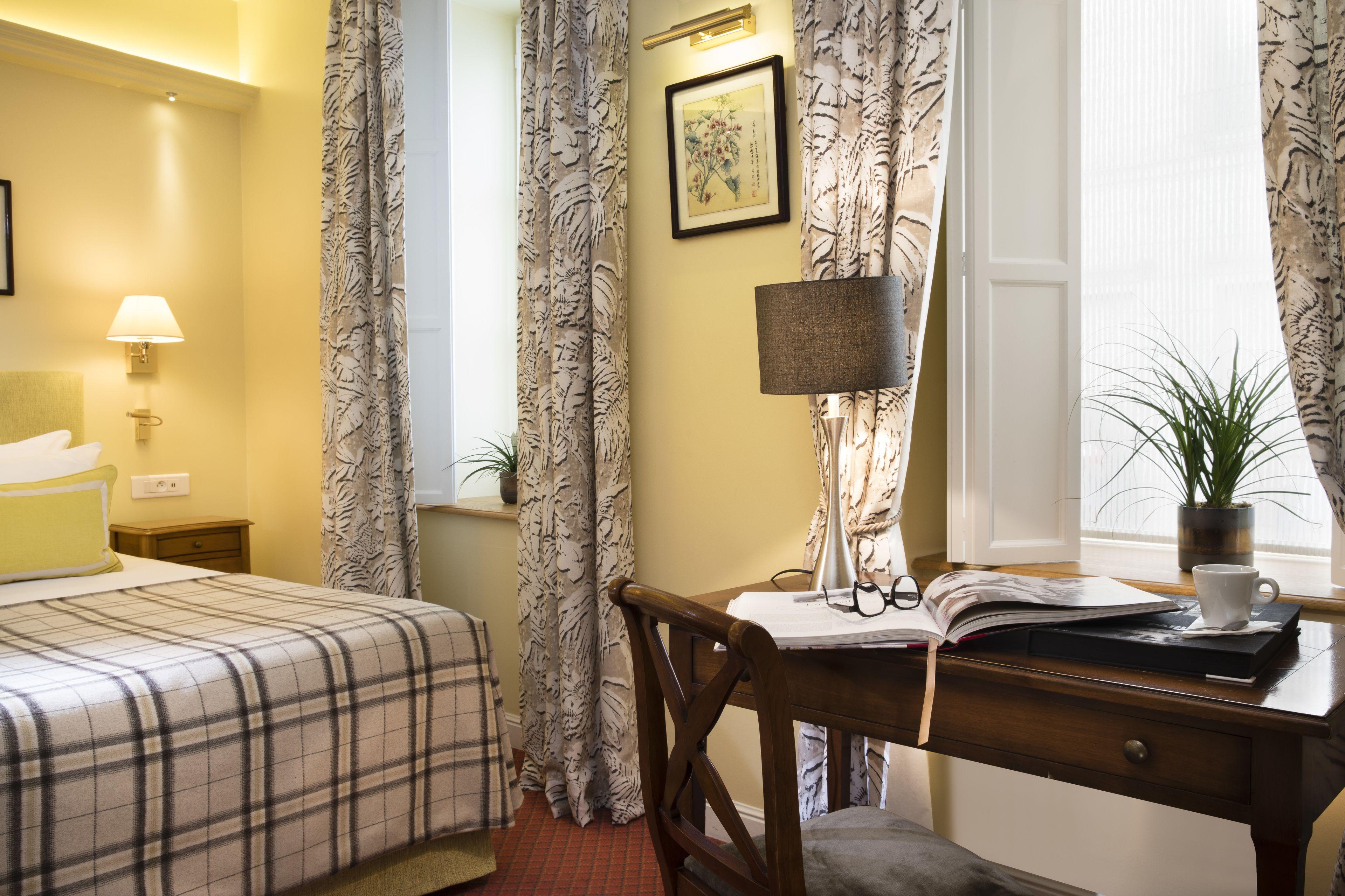 Le Relais Montmartre 4*