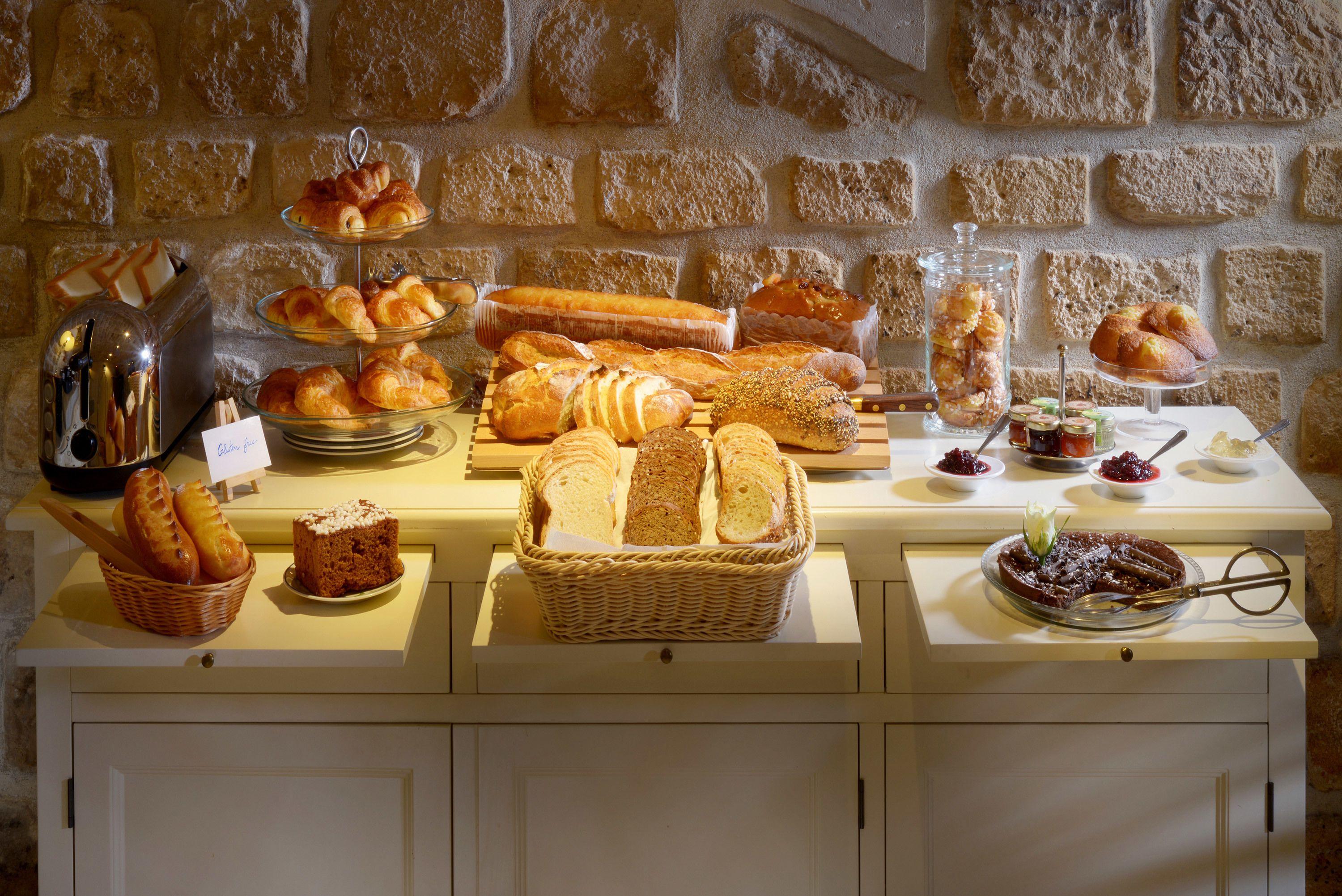Hotel Le Relais Montmartre 4*